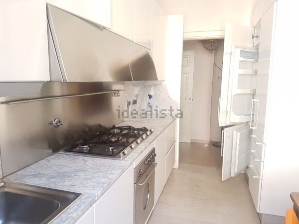 appartamento in vendita a Reggio nell'Emilia in zona Città Storica