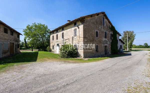 appartamento in vendita a Reggio nell'Emilia in zona Rivalta