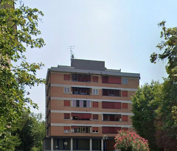 appartamento a Reggio nell'Emilia in zona San Pellegrino / Villa Canali