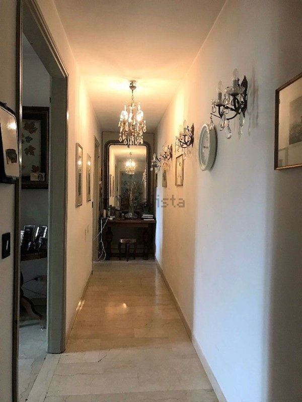 appartamento in vendita a Reggio nell'Emilia in zona Città Storica