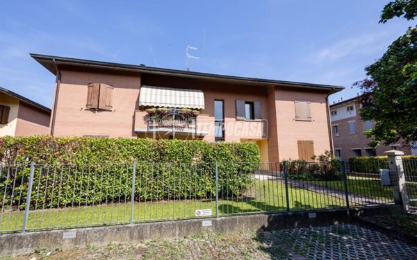 appartamento in vendita a Reggio nell'Emilia in zona Roncadella