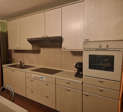 casa indipendente in vendita a Reggio nell'Emilia in zona Mirabello