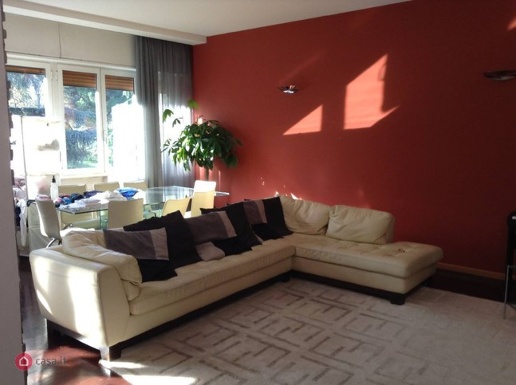 appartamento in vendita a Reggio nell'Emilia in zona Città Storica