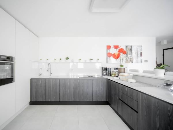 casa indipendente in vendita a Reggio nell'Emilia in zona Città Storica