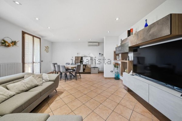 appartamento in vendita a Reggio nell'Emilia in zona Cella