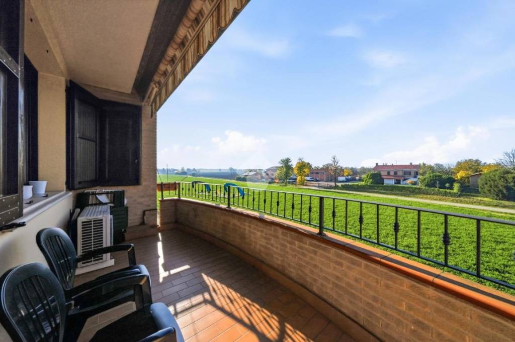 appartamento in vendita a Reggio nell'Emilia in zona Cadè / Gaida