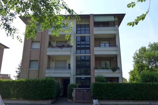 appartamento in vendita a Reggio nell'Emilia in zona Ospizio