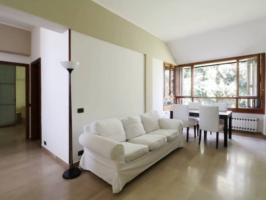 appartamento in vendita a Reggio nell'Emilia in zona Città Storica