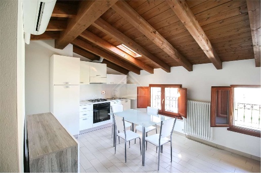 appartamento in vendita a Reggio nell'Emilia in zona Fogliano