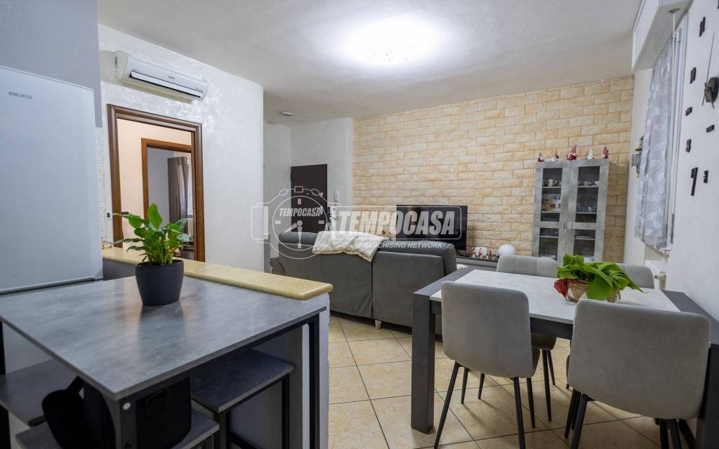 appartamento in vendita a Reggio nell'Emilia in zona Città Storica