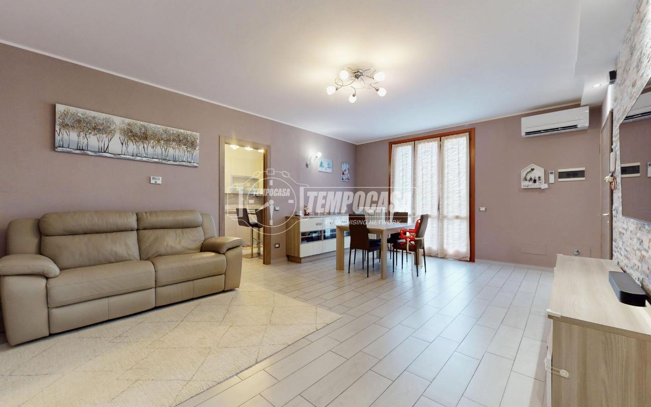 appartamento in vendita a Reggio nell'Emilia in zona Fogliano