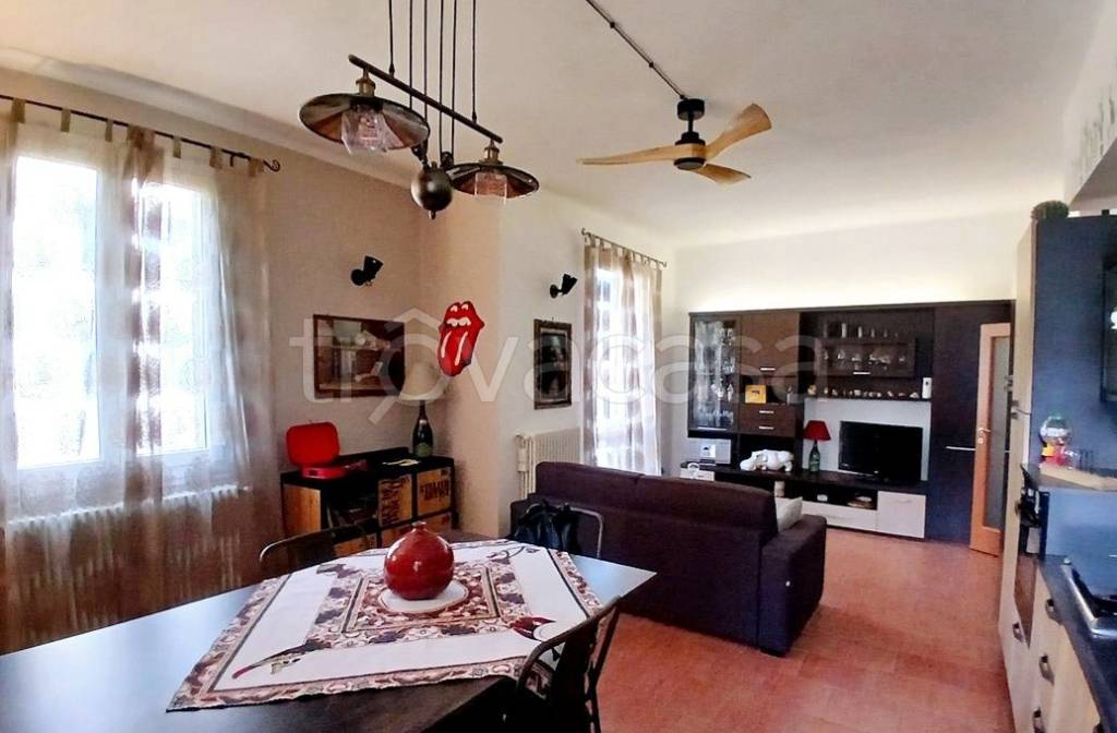 appartamento in vendita a Reggio nell'Emilia in zona Rosta Nuova