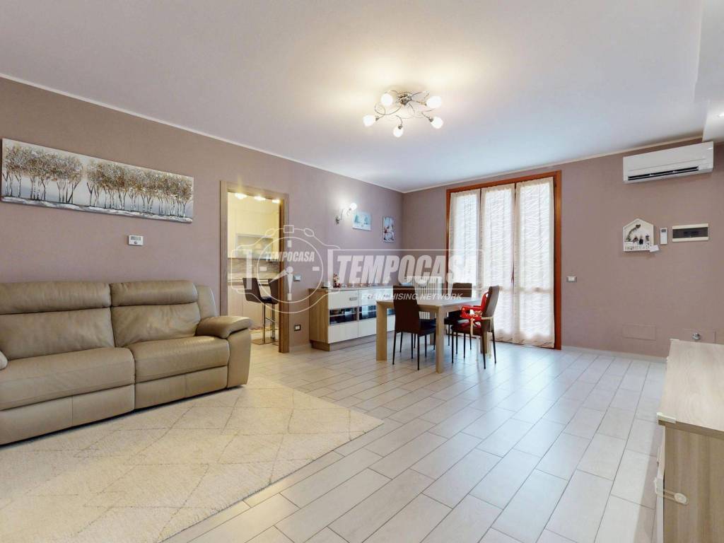 appartamento in vendita a Reggio nell'Emilia in zona Corticella