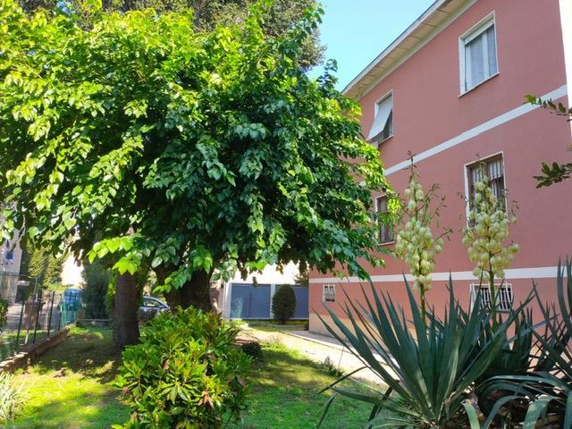 casa indipendente in vendita a Reggio nell'Emilia in zona Ospizio