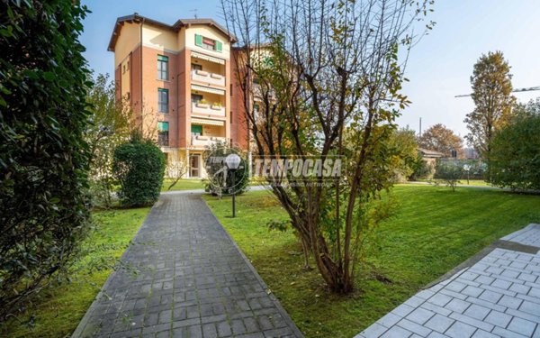 appartamento in vendita a Reggio nell'Emilia in zona Città Storica