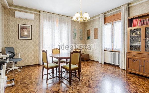 appartamento in vendita a Reggio nell'Emilia