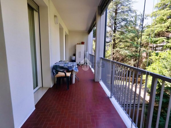 appartamento in vendita a Reggio nell'Emilia in zona Tribunale