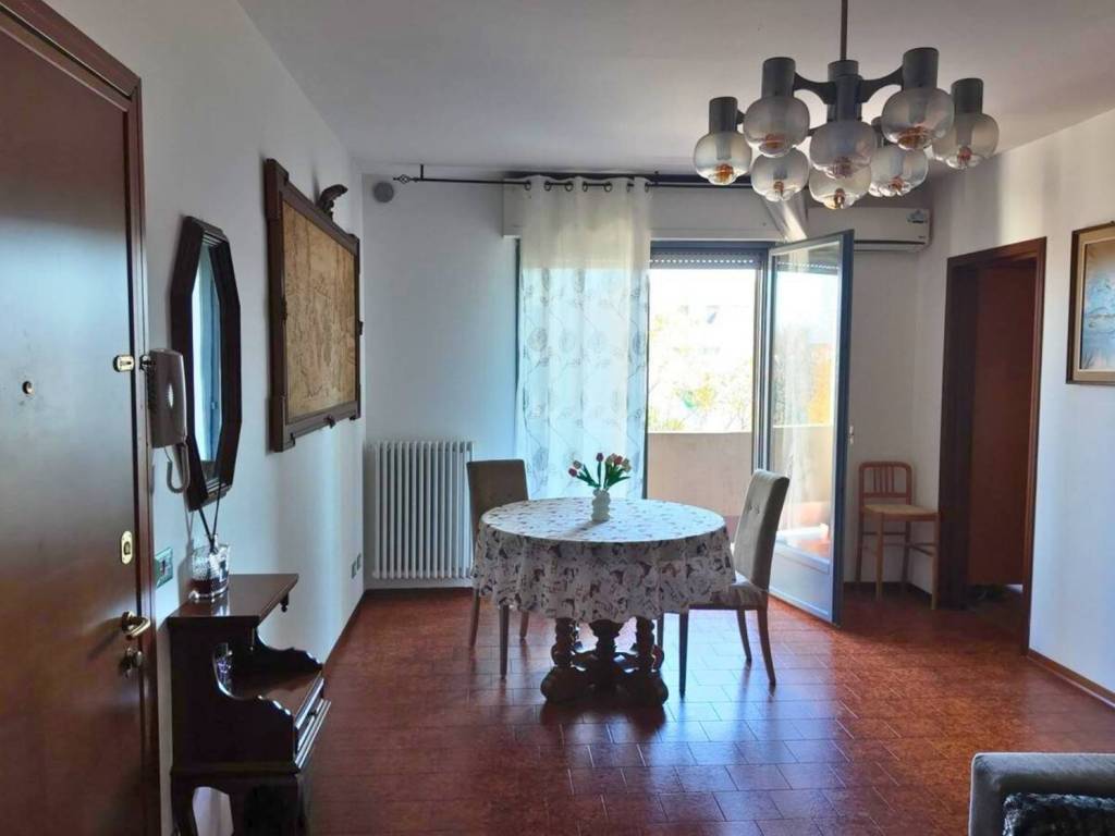 appartamento in vendita a Reggio nell'Emilia in zona Pieve Modolena