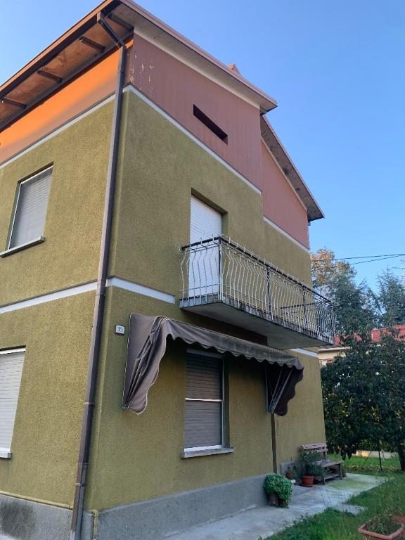 casa indipendente in vendita a Reggio nell'Emilia in zona San Maurizio