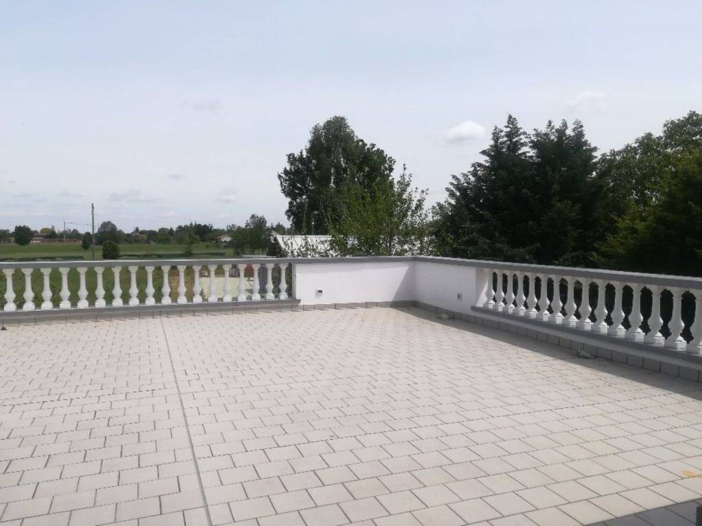 casa indipendente in vendita a Reggio nell'Emilia in zona Rivalta