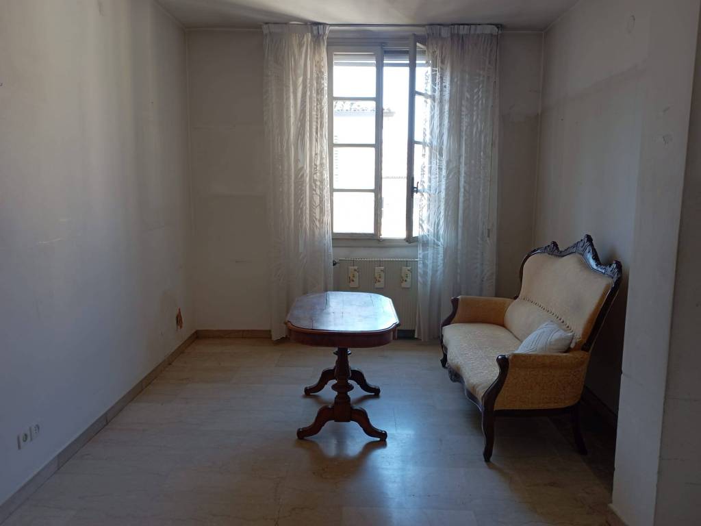 appartamento in vendita a Reggio nell'Emilia in zona Città Storica