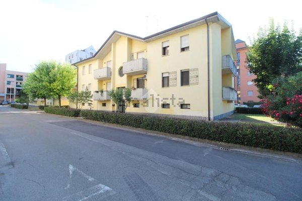 appartamento in vendita a Reggio nell'Emilia in zona Pieve Modolena