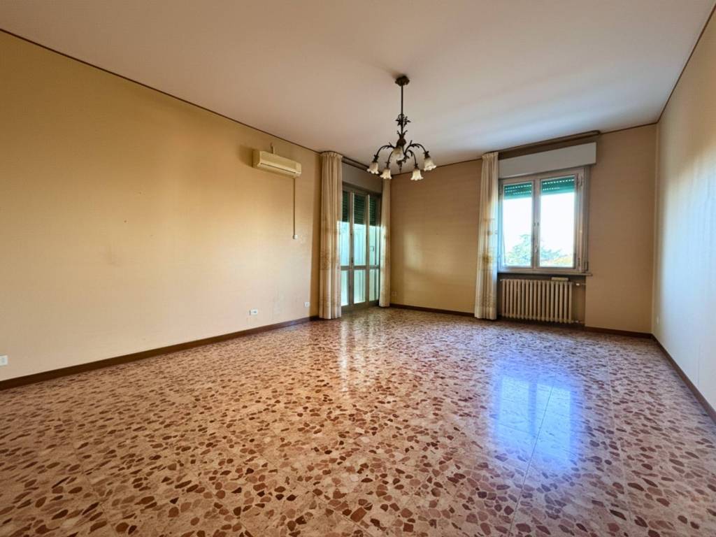 appartamento in vendita a Reggio nell'Emilia in zona Regina Pacis