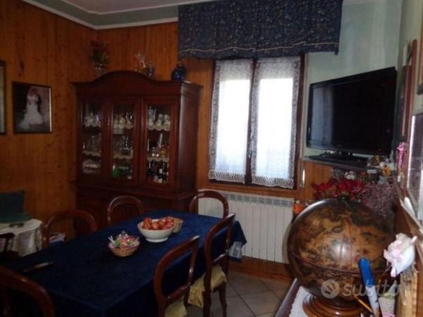 casa indipendente in vendita a Reggio nell'Emilia in zona Città Storica