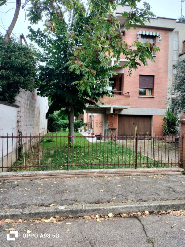 appartamento in vendita a Reggio nell'Emilia in zona Belvedere