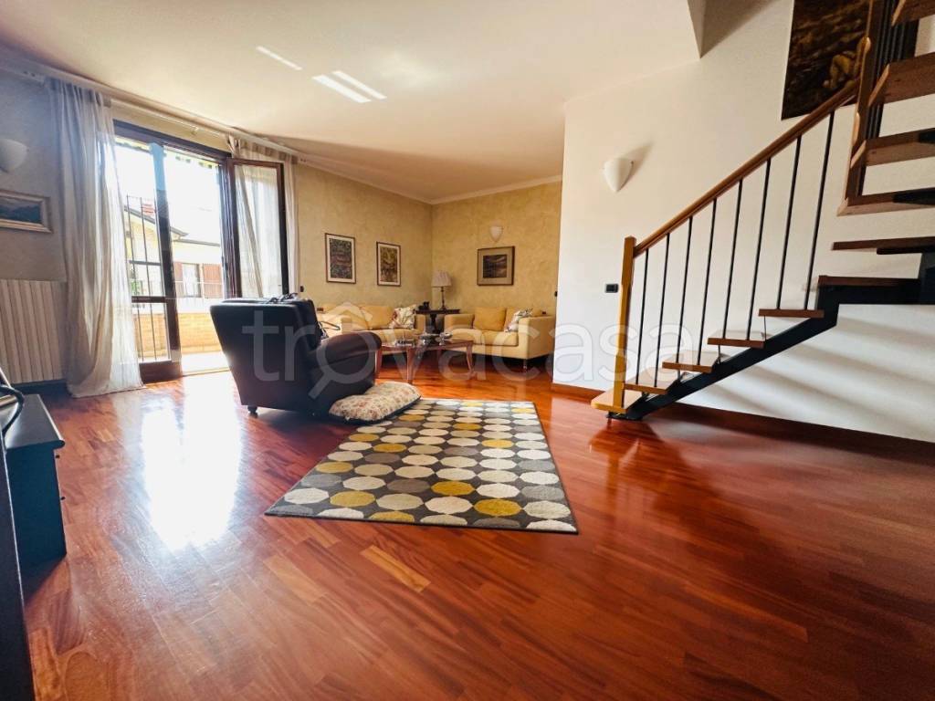 appartamento in vendita a Reggio nell'Emilia in zona Fogliano