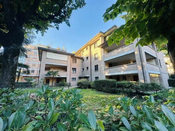 appartamento in vendita a Reggio nell'Emilia in zona Città Storica