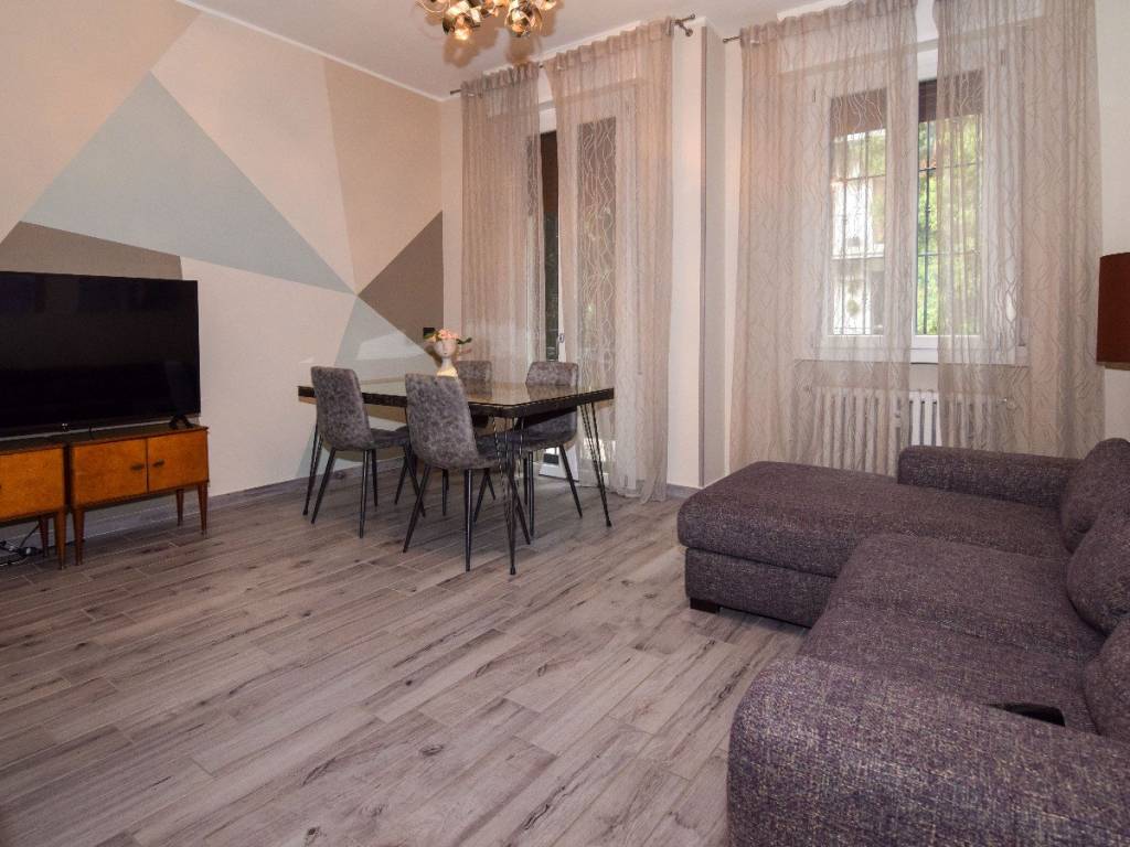 appartamento in vendita a Reggio nell'Emilia in zona Città Storica