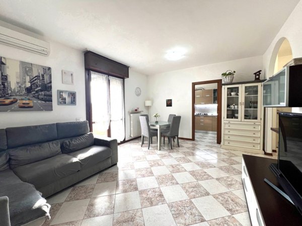 appartamento in vendita a Reggio nell'Emilia in zona Castellazzo