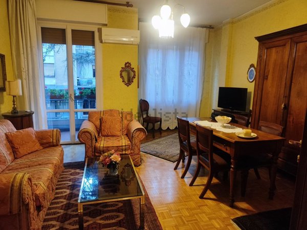 appartamento in vendita a Reggio nell'Emilia in zona Mirabello