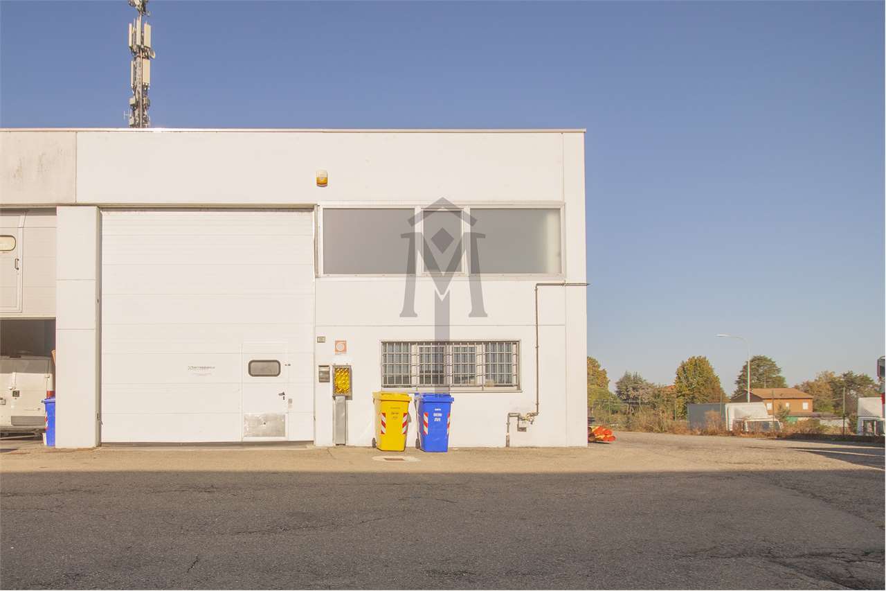 ufficio in vendita a Reggio nell'Emilia in zona Baragalla