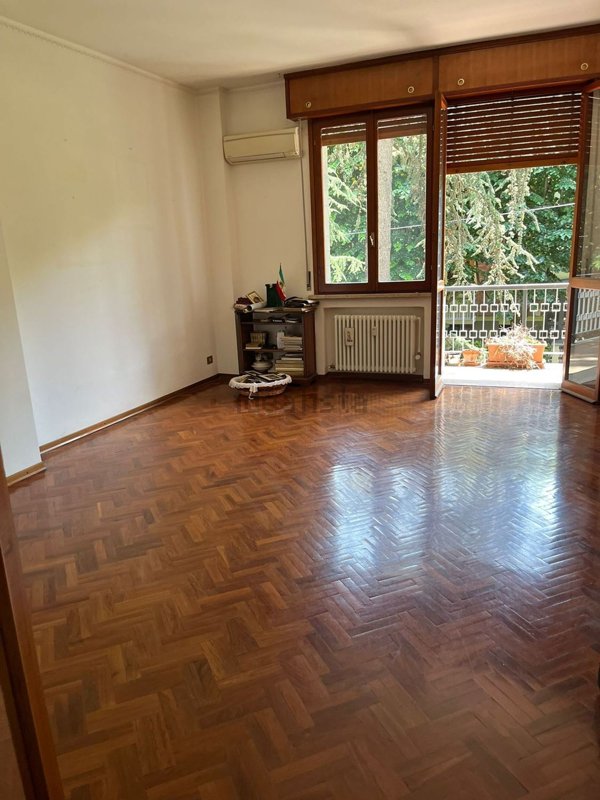 appartamento in vendita a Reggio nell'Emilia in zona Città Storica