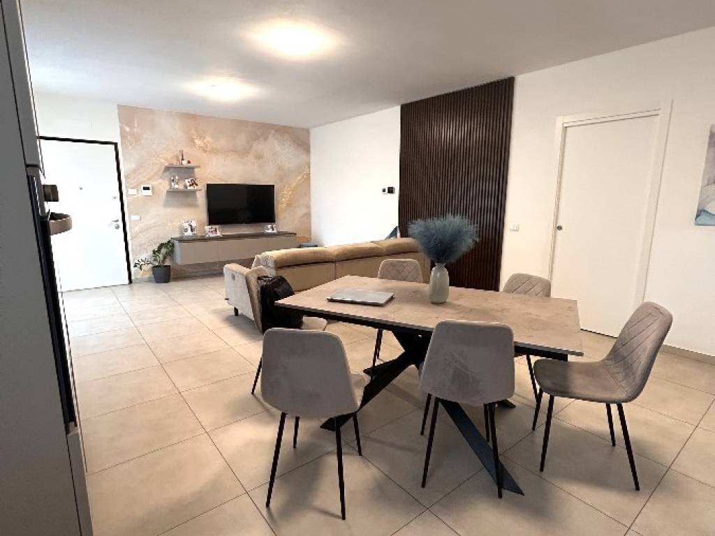 casa indipendente in vendita a Reggio nell'Emilia in zona San Maurizio