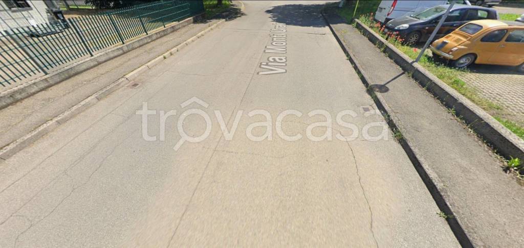 ufficio in vendita a Reggio nell'Emilia in zona San Maurizio