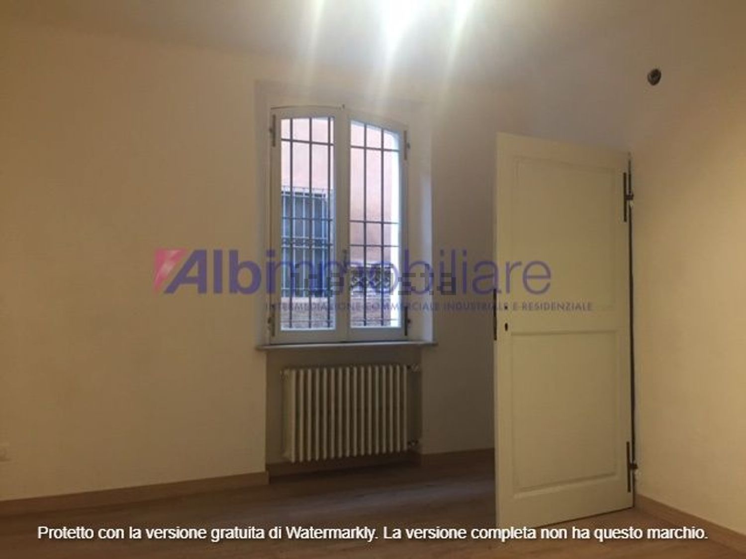 ufficio in vendita a Reggio nell'Emilia in zona Città Storica