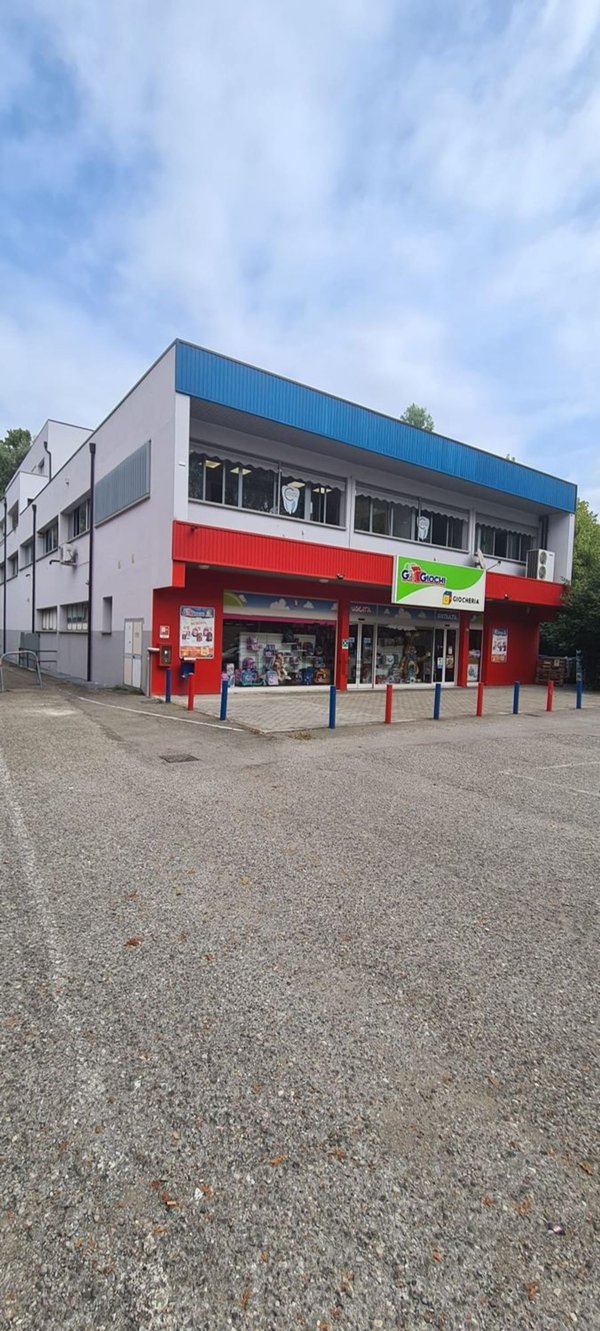 ufficio in vendita a Reggio nell'Emilia