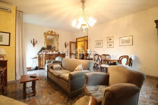 appartamento in vendita a Reggio nell'Emilia