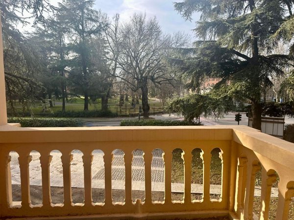 appartamento in vendita a Reggio nell'Emilia in zona Città Storica