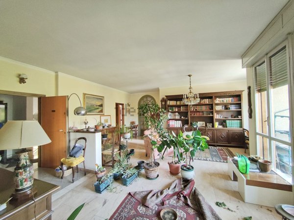 appartamento in vendita a Reggio nell'Emilia in zona Città Storica