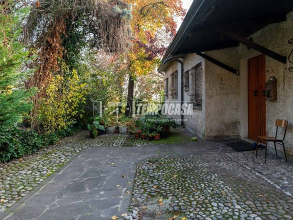 casa indipendente in vendita a Reggio nell'Emilia