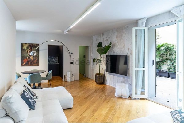 appartamento in vendita a Reggio nell'Emilia in zona Città Storica