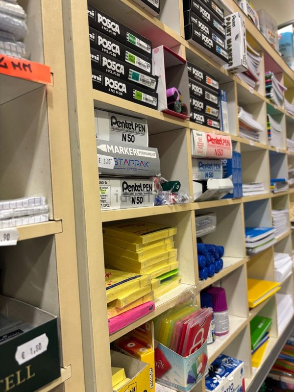 locale di sgombero in vendita a Reggio nell'Emilia