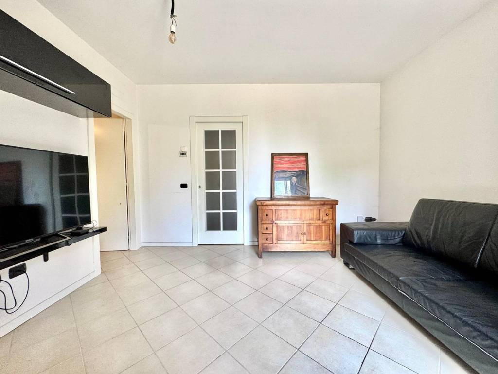 appartamento in vendita a Reggio nell'Emilia in zona Ospizio