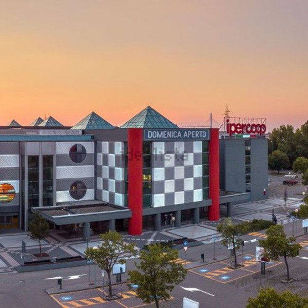 casa indipendente in vendita a Reggio nell'Emilia