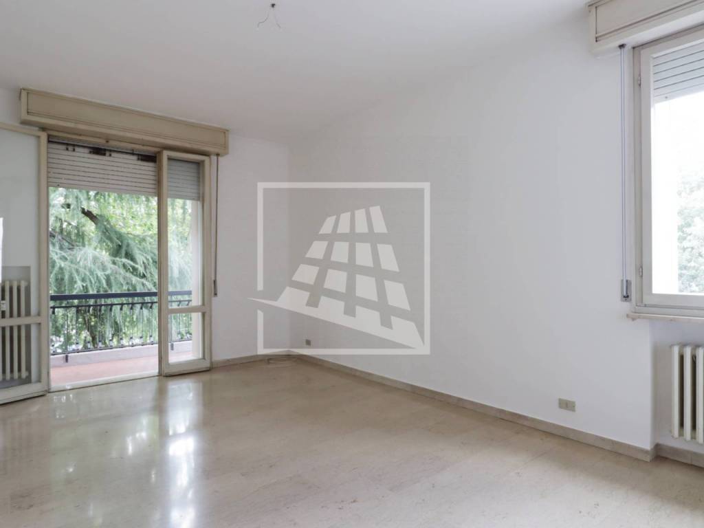 appartamento in vendita a Reggio nell'Emilia in zona Città Storica