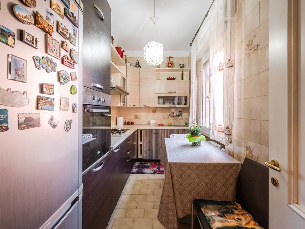 appartamento in vendita a Reggio nell'Emilia in zona Città Storica